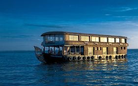 4* Alappuzha India